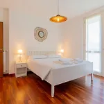 Giardino E Piscina Appartement