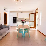 Giardino E Piscina Appartement *