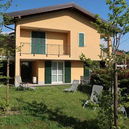 Giardino E Piscina Apartment