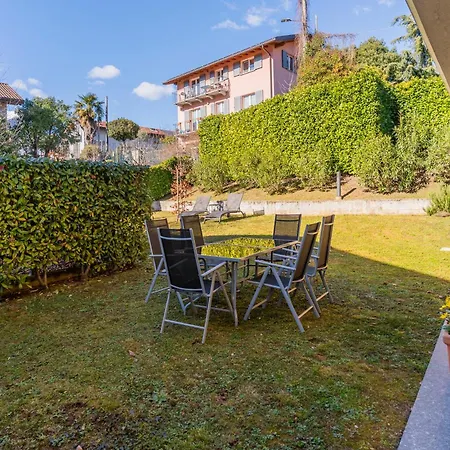 Giardino E Piscina Белладжо